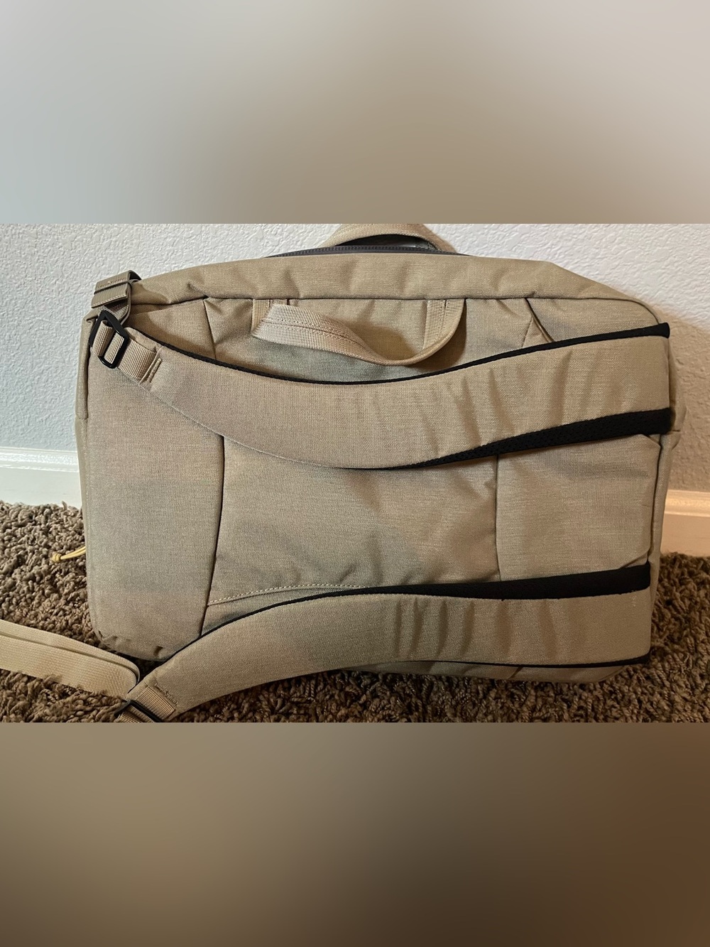 Mystery Ranch 3 Way 18 Expandable briefcase in ponderosa - Picture 10 of 15